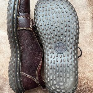 BornWomen’s lace up Shoe